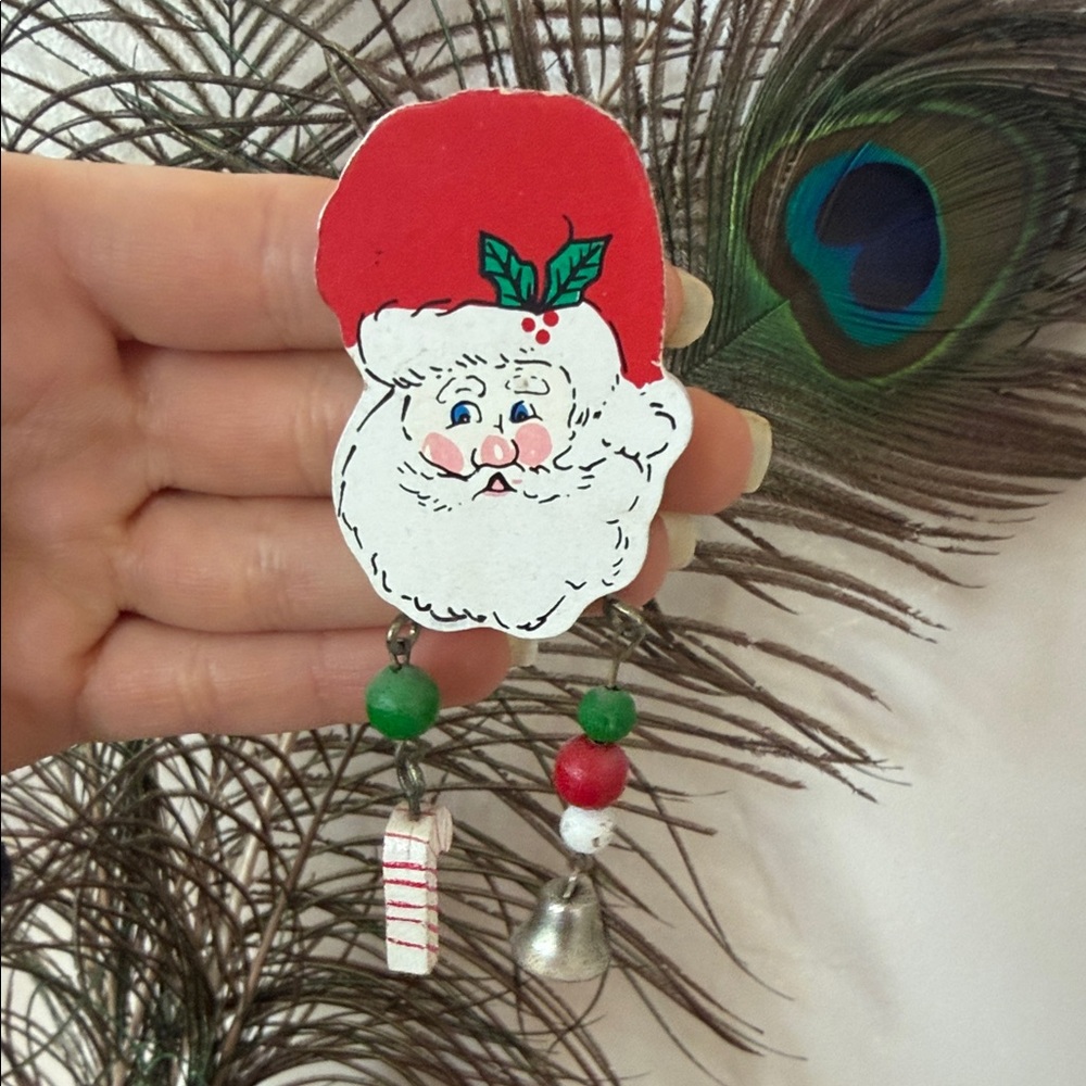 Vintage Festive Santa Dangle Brooch button pin jewelry